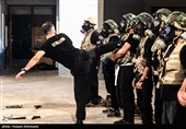 سنجیدن استقامت هنرجوها از دیگر آموزش هایی بود در دوره ویژه و بین المللی زندگی در شرایط سخت ، بقاء در طبیعت و چریکی نظامی رزمی داده شد.