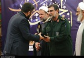 دریادار علیرضا تنگسیری فرمانده نیروی دریایی سپاه