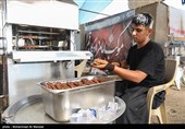 خدمت رسانی به زائرین اربعین حسینی در سامرا