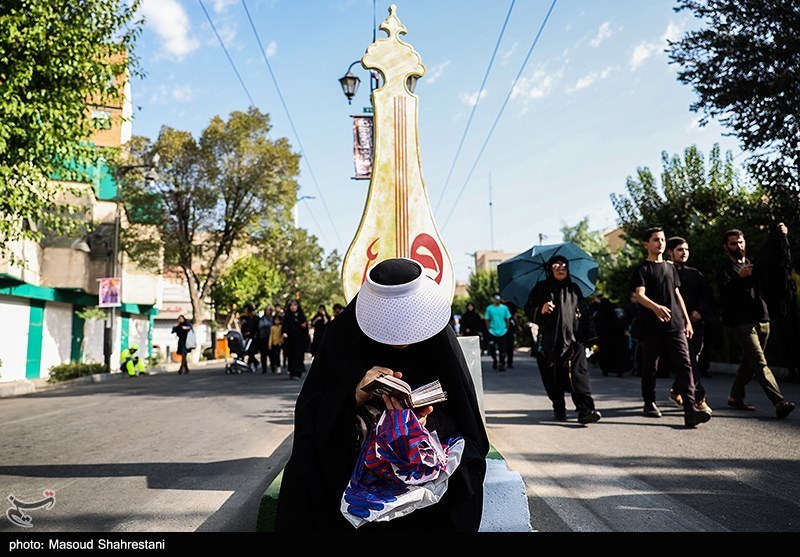 اربعین , پیاده روی اربعین , امام حسین (ع) , عبدالعظیم حسنی , شهرداری تهران , کربلا , میدان امام حسین(ع) ,