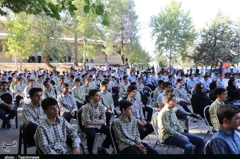وزارت آموزش و پرورش , استان لرستان , مدارس دولتی , ورزش دانش آموزی ,