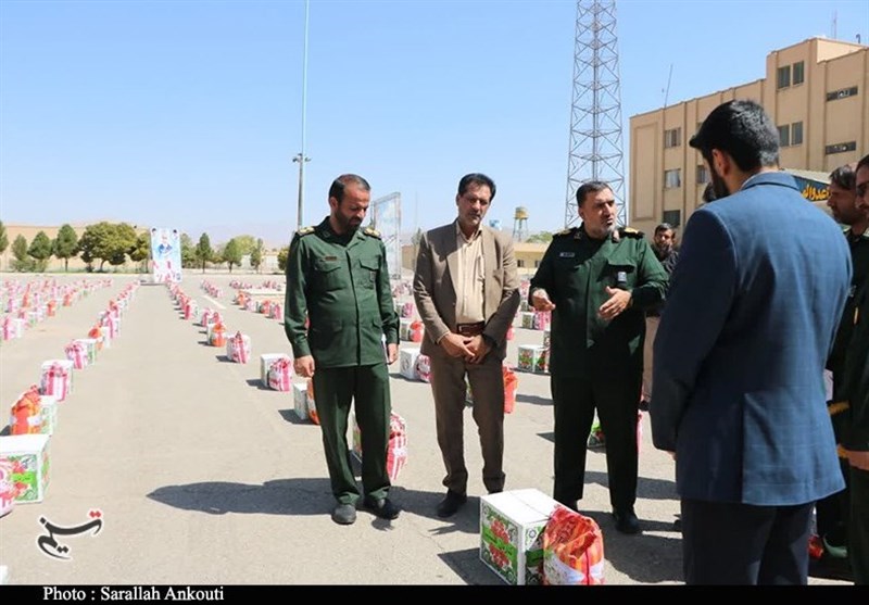 استان کرمان , کمک مؤمنانه ,