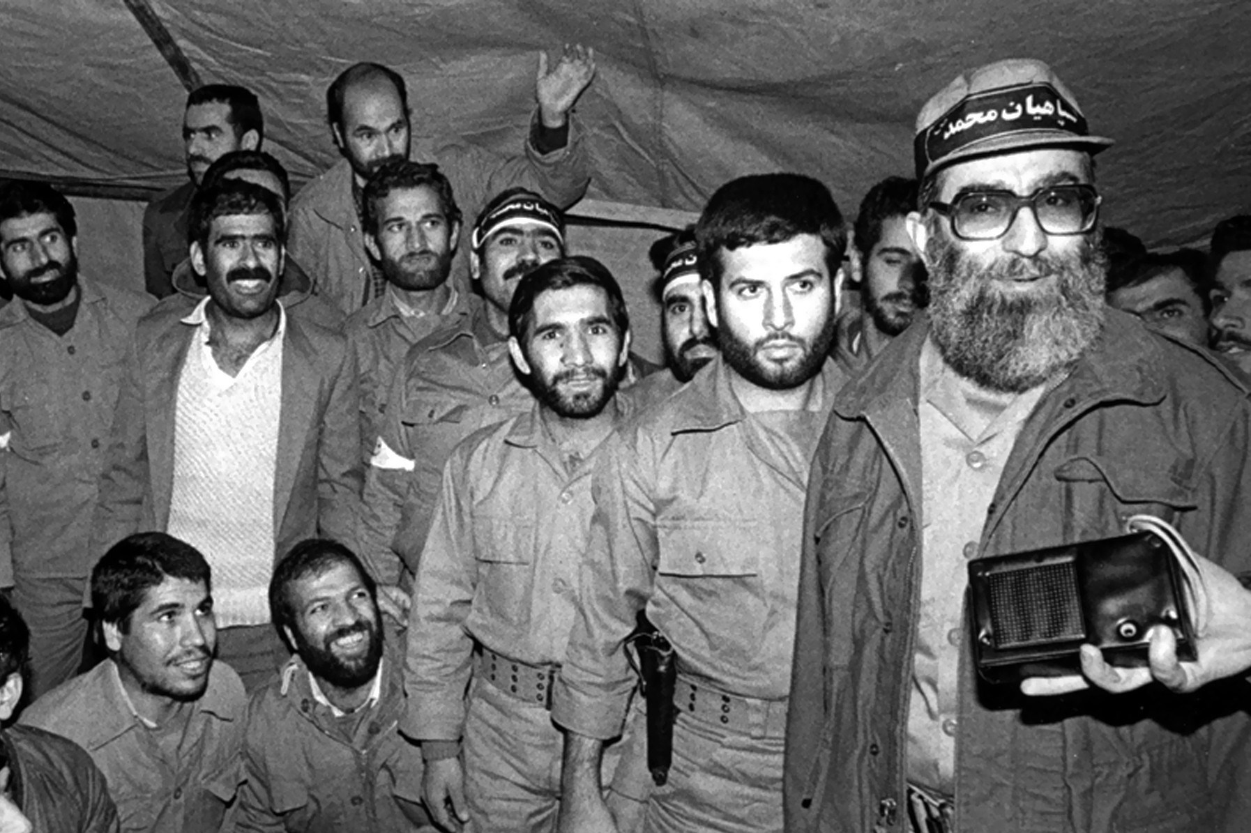 پایگاه اطلاعرسانی دفتر مقام معظم رهبری , آیتالله سید علی خامنهای , هفته دفاع مقدس , دفاع مقدس ,