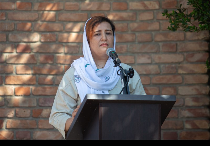 دختر زنده یاد فردوس کاویانی