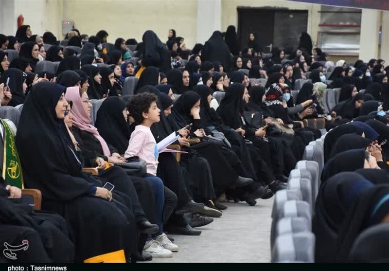 استان لرستان , کتاب و ادبیات , سپاه پاسداران انقلاب اسلامی ,