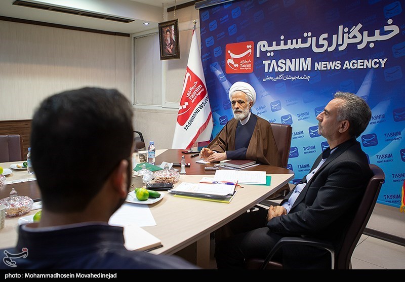 اعتبارزدایی از اسناد عادی , مجمع تشخیص مصلحت نظام , مجلس شورای اسلامی ایران , امام خمینی , آیت‌الله سید علی خامنه‌ای , قانون , سازمان ثبت اسناد و املاک کشور , 