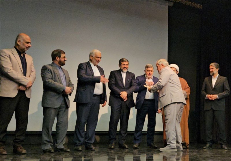 مداح