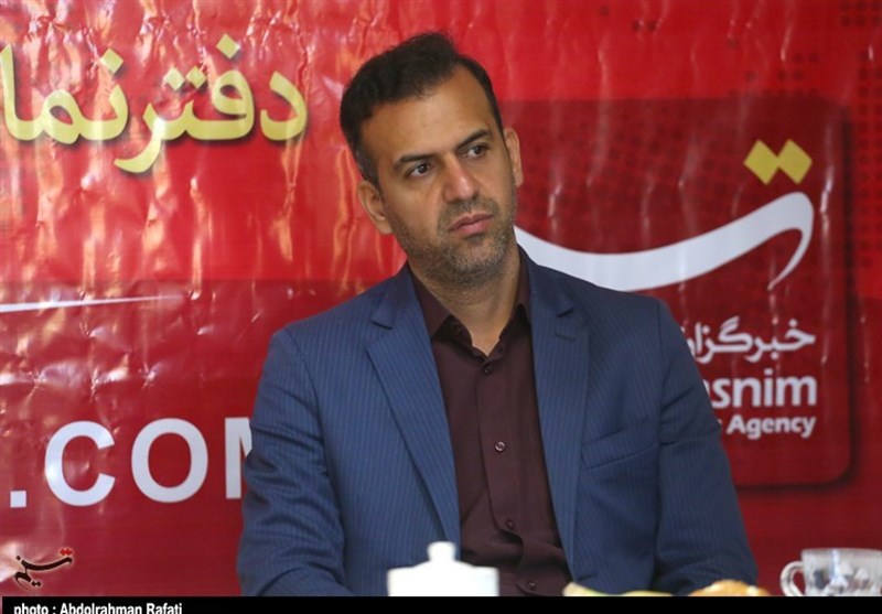 میلاد فضلیان ، مدیر دفتر خبرگزاری تسنیم  استان همدان در نشست با  مدیرکل تعزیزات استان