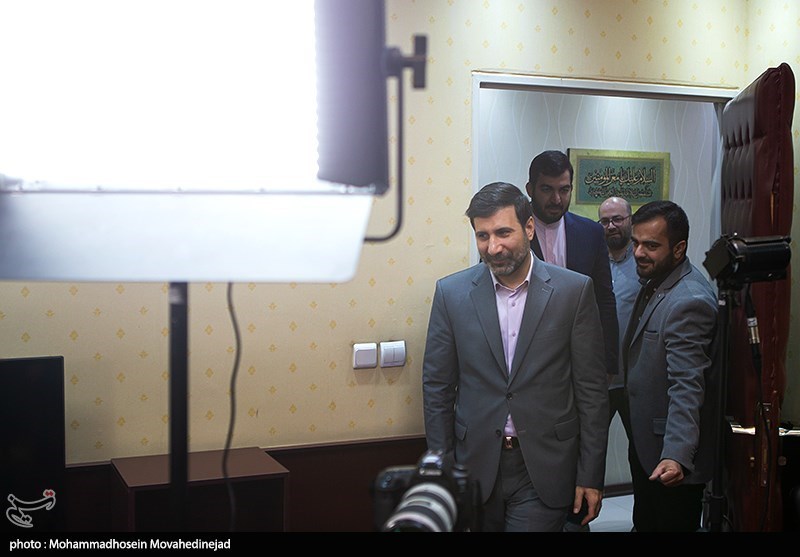حضور هادی طحان نظیف سخنگوی شورای نگهبان در خبرگزاری تسنیم
