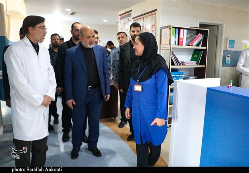 بازدید وزیر کشور از بیمارستان شهید باهنر کرمان