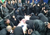 شهیده "فائزه رحیمی" در قطعه 50 گلزار شهدا خاکسپاری می‌شود