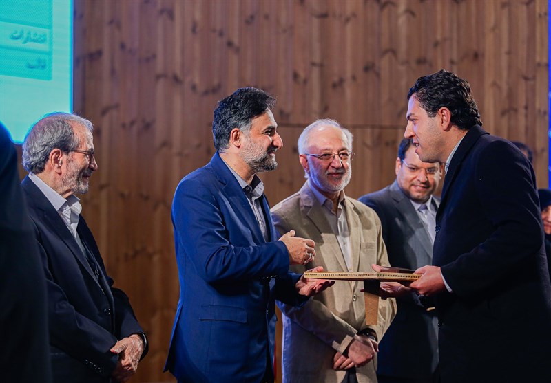 هوش مصنوعی , ستاد توسعه فناوریهای هوش مصنوعی و رباتیک , معاونت علمی و فناوری ریاست جمهوری , روح الله دهقانی فیروزآبادی ,