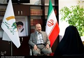 مردم باید نتیجه رایشان را در بهبود وضعیت ببینند/ مشکلات معیشتی ناامیدی را به جامعه تزریق می‌کند/ گفتگو با فرهاد دانشجو