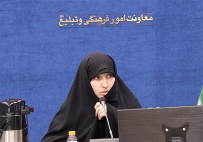 طلاب خواهر باید پیشگام تبلیغ نوین و تمدن‌سازی باشند