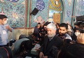 علی مطهری برای رأی‌دادن، به حسینیه ارشاد رفت