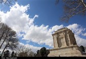 «گزارش شاهنامه»؛ شرح جلال خالقی مطلق بر اثر سترگ فردوسی