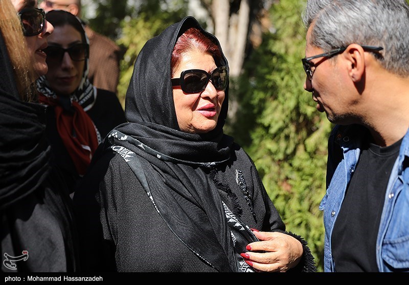 تشییع پیکر رضا داودنژاد