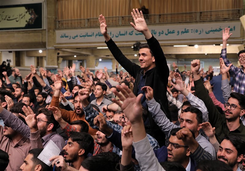دانشگاه های جمهوری اسلامی ایران , رهبر انقلاب , تشکلهای دانشجویی , بسیج دانشجویی , انجمن اسلامی دانشجویان مستقل , دفتر تحکیم وحدت , اتحادیه جامعه اسلامی دانشجویان ,