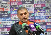 ویسی: با این‌همه بازیکن باتجربه باید بازی را کنترل می‌کردیم