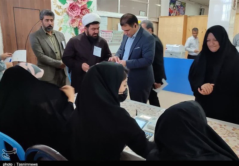 دوازدهمین دوره انتخابات مجلس , نمایندگان مجلس شورای اسلامی ایران ,