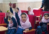 حس و حال ناب کودکانه در جشن " گلی برای دوست‌" + فیلم