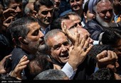 حضور مسعود پزشکیان در شعبه اخذ رأی