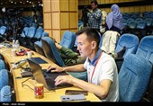 حاشیه حضور خبرنگاران در ستاد انتخابات کشور