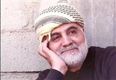 ماجرای چفیه دخترانه حاج قاسم و عکسی که به یادگار ماند!