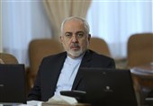 ظریف: ایران در برابر تهدید سر فرود نمی‌آورد