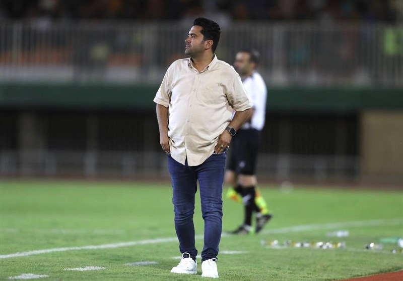 سعید اخباری , تیم فوتبال چادرملو , تیم فوتبال پرسپولیس , کمک داور ویدئویی (VAR) ,