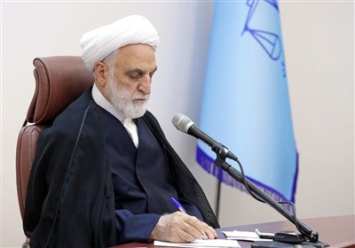 حق‌گرایی در عدالتخانه