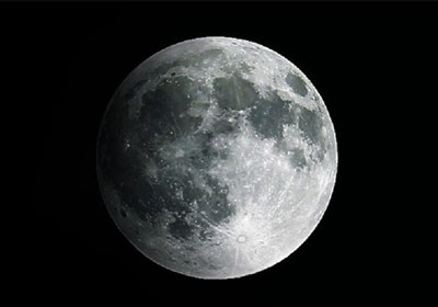 آغاز ماه‌گرفتگی کامل در آسمان ایران + تصاویر