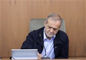 پزشکیان قهرمانی تیم ملی کشتی فرنگی در آمریکا را تبریک گفت