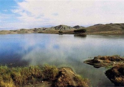 آغاز لوله گذاری 15 کیلومتر از مسیر انتقال آب تالاب قوری گل