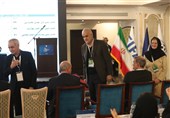 بهاروند: نمی‌توانم حق باشگاه‌ها را فقط به یک باشگاه بدهم
