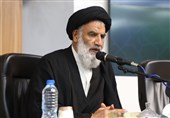 نماینده ولی‌فقیه در خوزستان: حمایت از تولید و معیشت اولویت اساسی است