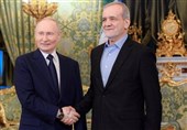 Putin ve Pezeşkiyan Cuma Günü Bir Araya Geliyor