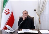 بزشکیان لمیرضیائیف: نعمل على تعزیز العلاقات بین إیران وأوزبکستان