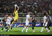 دیدار تیم های فوتبال ذوب آهن و استقلال