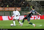 دیدار تیم های فوتبال ذوب آهن و استقلال