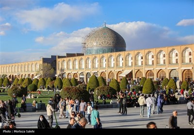 نقش‌جهان میزبان همایش باشکوه ورزش پهلوانی دانش‌آموزان اصفهانی