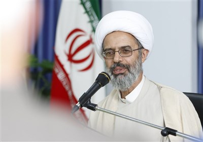 امام جمعه بجنورد خواستار بازنگری‌ نظارت بر کنسرت‌ها شد