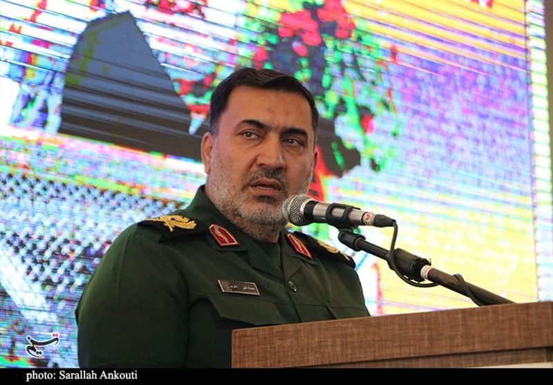مردم کرمان با حضور در صحنه محاسبات دشمن را به هم ریخت