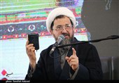 کسانی که خدا را نمی‌بینند به کدخدا دل می‌بندند