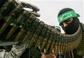 غالبیة الفلسطینیین یرفضون نزع سلاح المقاومة