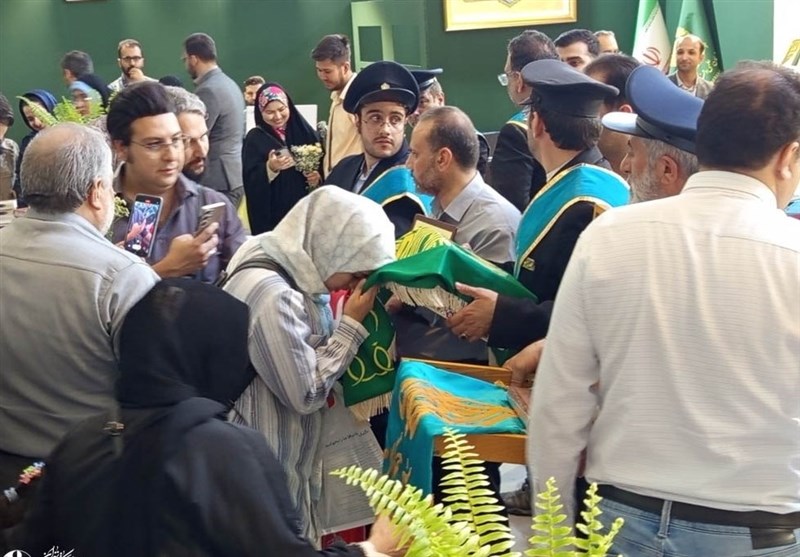 امام رضا (ع) , نمایشگاه کتاب , 