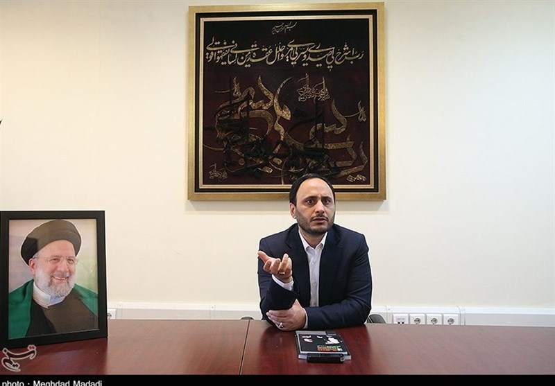علی بهادری جهرمی , سید ابراهیم رئیسی , خادم جمهور ,
