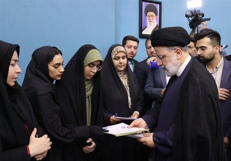 خادم جمهور , 