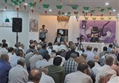 کمیل با شکوه زائران ایرانی در کنار حرم نبوی(ص)