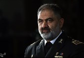 الادمیرال ایرانی: ابناؤنا فی القوات المسلحة لن یسمحوا للعدو بالتقدم ولو خطوة واحدة